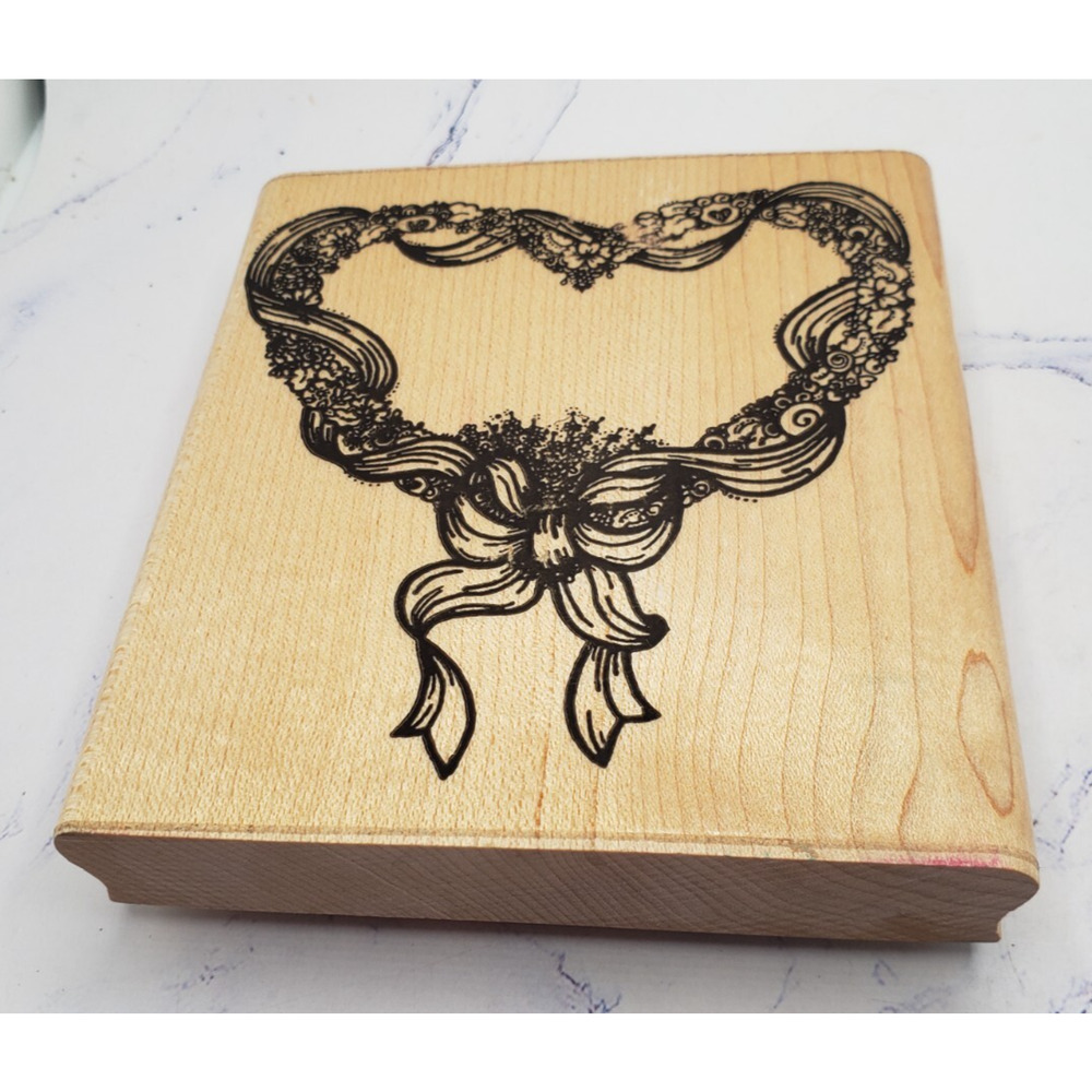 Ashley's Wreath Floral Heart Wood Mounted Rubber Stamp by D.O.T.S. R 115